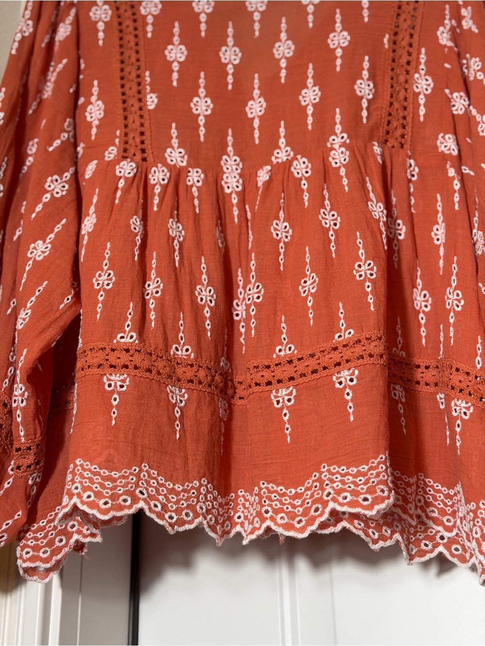 American Eagle~Boho~Terracotta~White Embroidered Eyelet~Lace~Tunic Top~Size LG/G - Picture 13 of 16